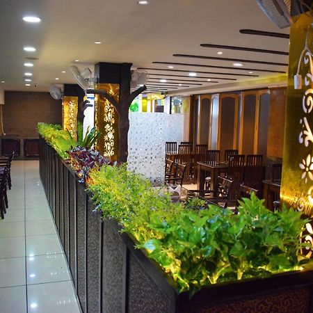 Hotel Sahil Palace Rupnagar  Exteriör bild